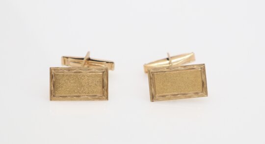 155: A Pair of 14K Gold Cufflinks