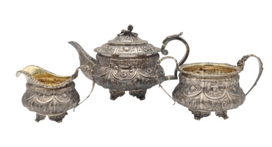 184: A three-piece George IV sterling silver tea service, London, 1823